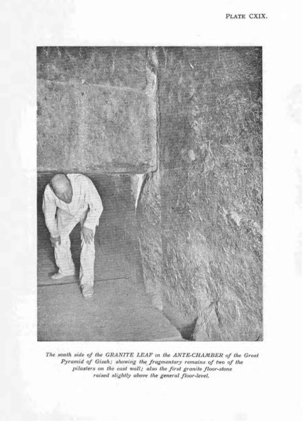 Fichier:Great-pyramid-passages-volume-1-1910-en p251 ill1.png